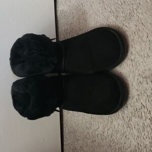 BearPaw Abby Black Winter Boots